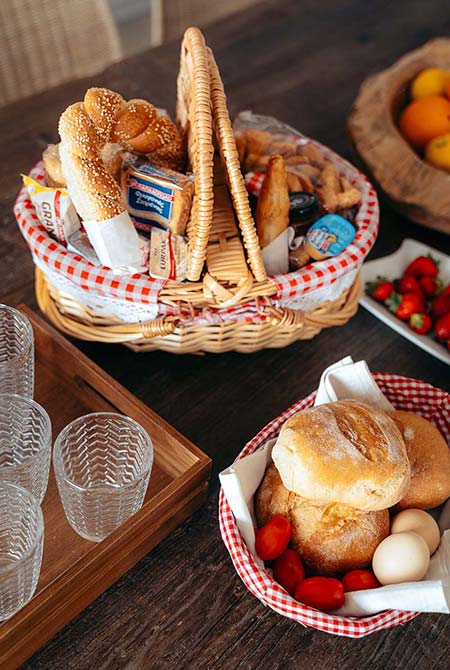 Breakfast basket at Melianthos Villas in Sifnos
