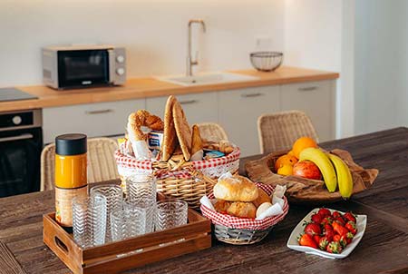 Panier de petit-déjeuner à Melianthos Villas à Sifnos